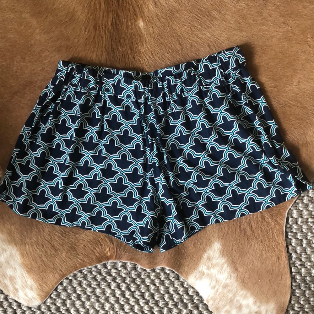 Escapada shorts.